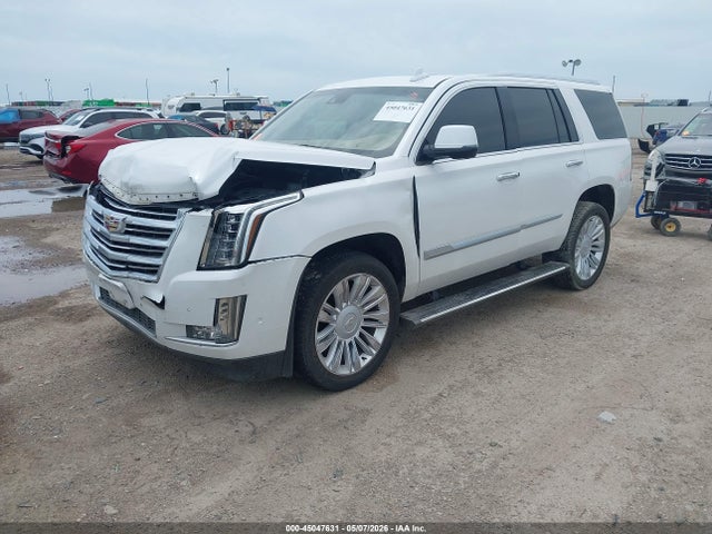 Продажа на аукционе авто 2020 Cadillac Escalade 2wd Platinum, vin: 1GYS3DKJ8LR151790, номер лота: 45047631