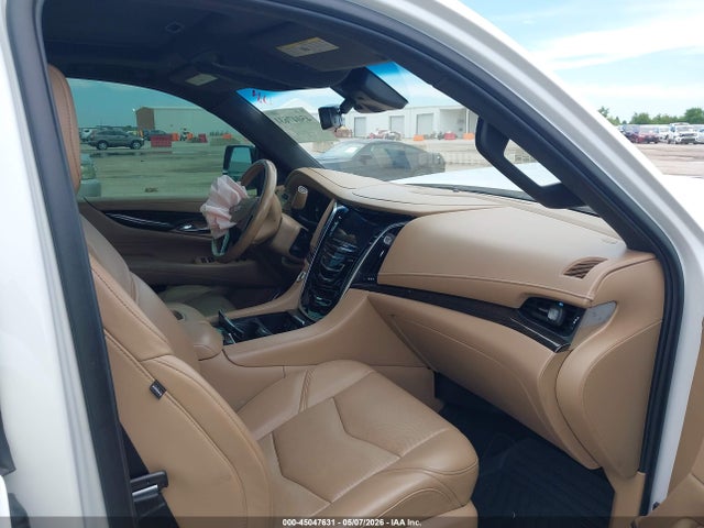 Продажа на аукционе авто 2020 Cadillac Escalade 2wd Platinum, vin: 1GYS3DKJ8LR151790, номер лота: 45047631