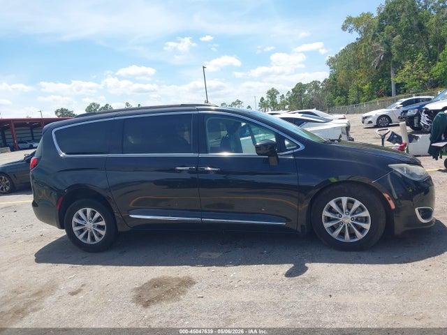 Aukcja sprzedaży 2017 Chrysler Pacifica Touring-l, vin: 2C4RC1BG5HR516399, numer aukcji: 45047639