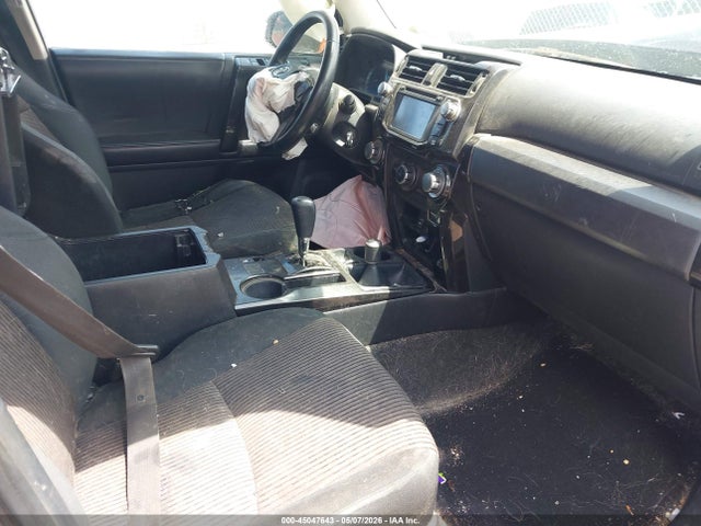 45047643 :رقم المزاد ، JTEBU5JR9E5196761 vin ، 2014 Toyota 4runner Trail مزاد بيع