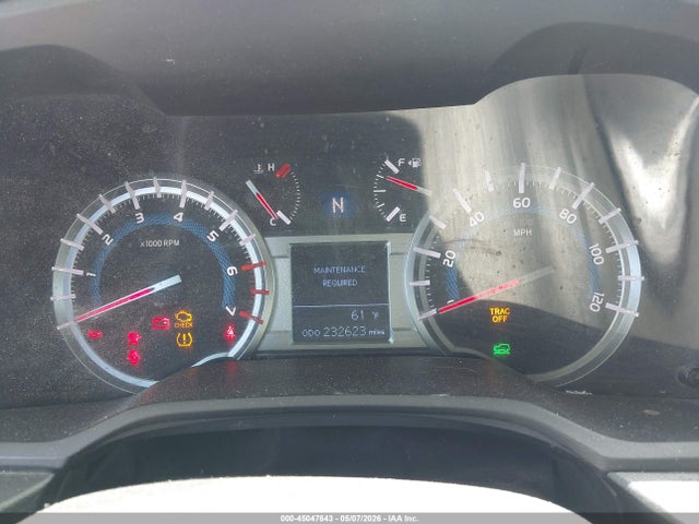 45047643 :رقم المزاد ، JTEBU5JR9E5196761 vin ، 2014 Toyota 4runner Trail مزاد بيع