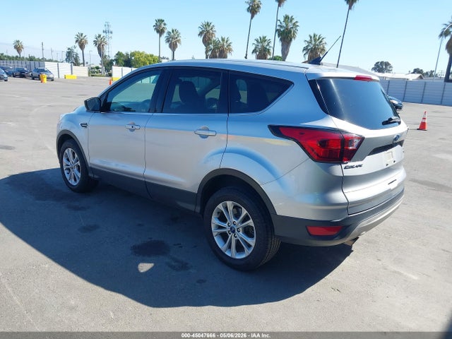 1FMCU9GD9KUA06515 Ford ESCAPE SE