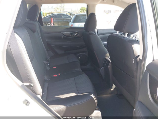 Продаж на аукціоні авто 2017 Nissan Rogue Sv, vin: KNMAT2MTXHP606288, номер лоту: 45047709