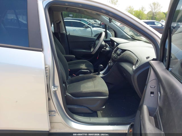 Продажа на аукционе авто 2018 Chevrolet Trax Ls, vin: KL7CJNSB3JB720529, номер лота: 45047710