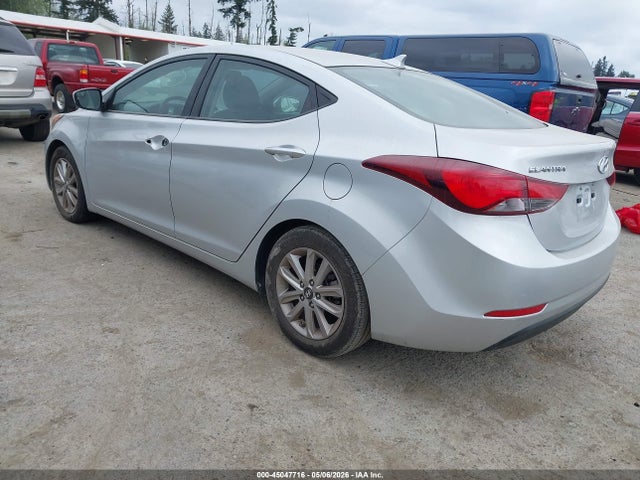 5NPDH4AE0FH596136 Hyundai ELANTRA SE