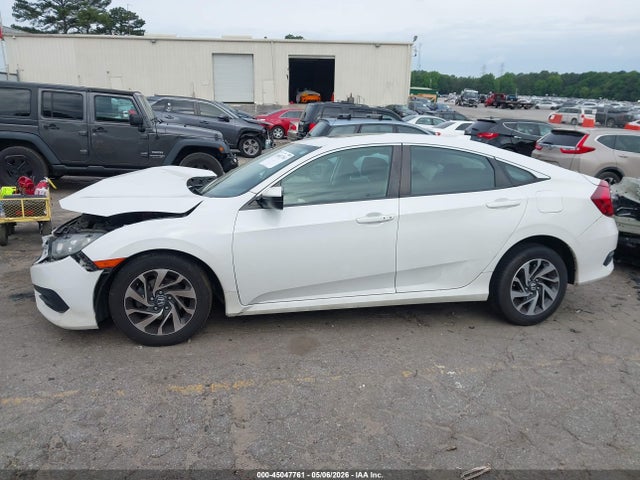 Продаж на аукціоні авто 2018 Honda Civic Ex, vin: 2HGFC2F7XJH547325, номер лоту: 45047761