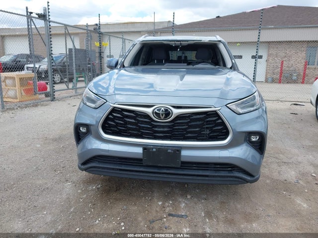 45047782 :رقم المزاد ، 5TDGZRBH4MS146402 vin ، 2021 Toyota Highlander Xle مزاد بيع