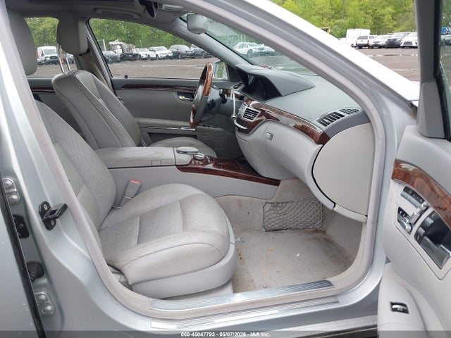 2010 Mercedes-benz S 550 4matic მანქანა იყიდება აუქციონზე, vin: WDDNG8GBXAA312660, აუქციონის ნომერი: 45047793