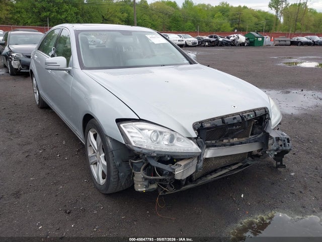 2010 Mercedes-benz S 550 4matic მანქანა იყიდება აუქციონზე, vin: WDDNG8GBXAA312660, აუქციონის ნომერი: 45047793