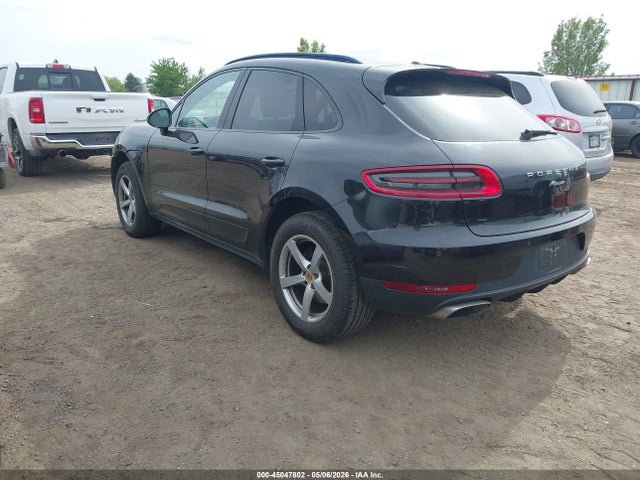 Porsche Macan 2018 WP1AA2A5XJLB03870 Image 3