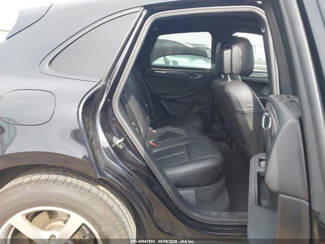 Porsche Macan 2018 WP1AA2A5XJLB03870 Image 8