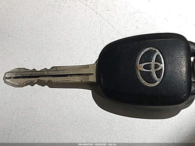 45047828 :رقم المزاد ، 5YFBURHE0HP680050 vin ، 2017 Toyota Corolla Se مزاد بيع