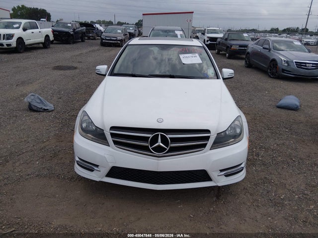 Продаж на аукціоні авто 2014 Mercedes-benz C 250 Sport, vin: WDDGF4HB7EA933086, номер лоту: 45047848