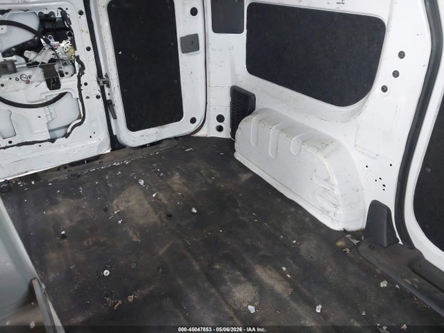 3N6CM0KN8KK710699 Nissan Nv200 S