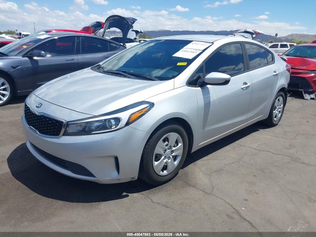 2018 Kia Forte Lx მანქანა იყიდება აუქციონზე, vin: 3KPFK4A77JE238542, აუქციონის ნომერი: 45047883