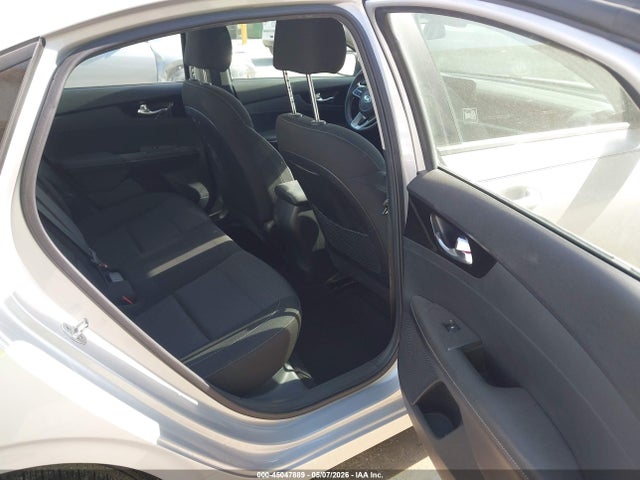 Продажа на аукционе авто 2019 Kia Forte S, vin: 3KPF34AD1KE119969, номер лота: 45047889
