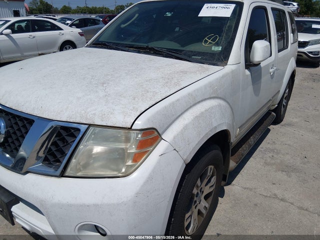 Продажа на аукционе авто 2011 Nissan Pathfinder Silver, vin: 5N1AR1NN0BC606531, номер лота: 45047906