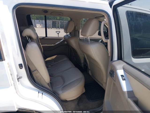 Продажа на аукционе авто 2011 Nissan Pathfinder Silver, vin: 5N1AR1NN0BC606531, номер лота: 45047906