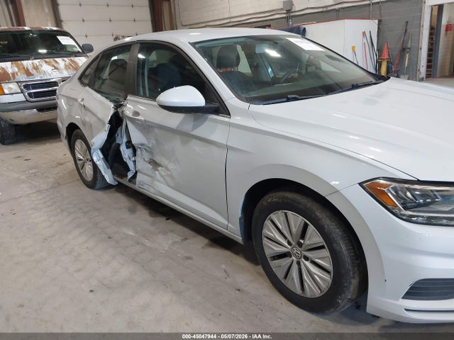 45047944 :رقم المزاد ، 3VWC57BU4KM074221 vin ، 2019 Volkswagen Jetta 1.4t R-line/1.4t S/1.4t Se مزاد بيع