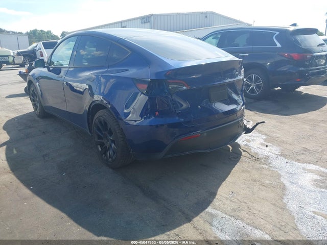 Продаж на аукціоні авто 2023 Tesla Model Y Awd/long Range Dual Motor All-wheel Drive, vin: 7SAYGAEE7PF946880, номер лоту: 45047953