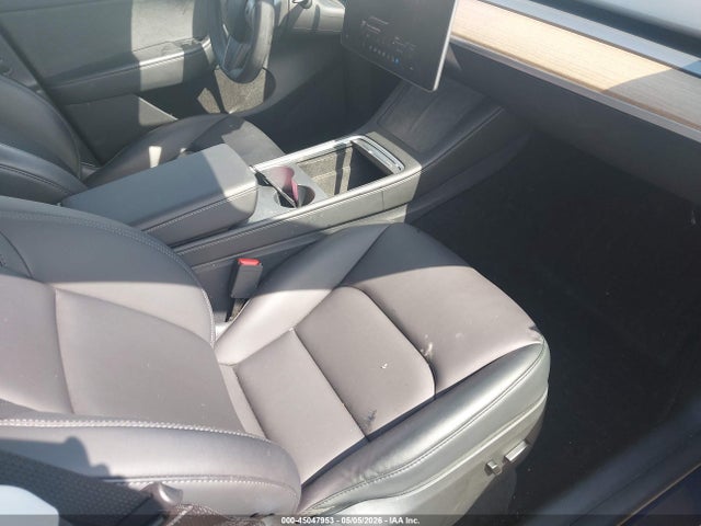 Продаж на аукціоні авто 2023 Tesla Model Y Awd/long Range Dual Motor All-wheel Drive, vin: 7SAYGAEE7PF946880, номер лоту: 45047953