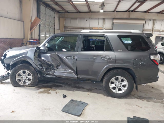 Продажа на аукционе авто 2015 Toyota 4runner Sr5, vin: JTEZU5JR4F5086765, номер лота: 45047954