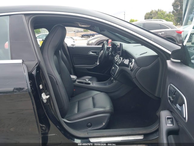 Mercedes-Benz CLA 250 2015 WDDSJ4EB4FN271670 Image 5