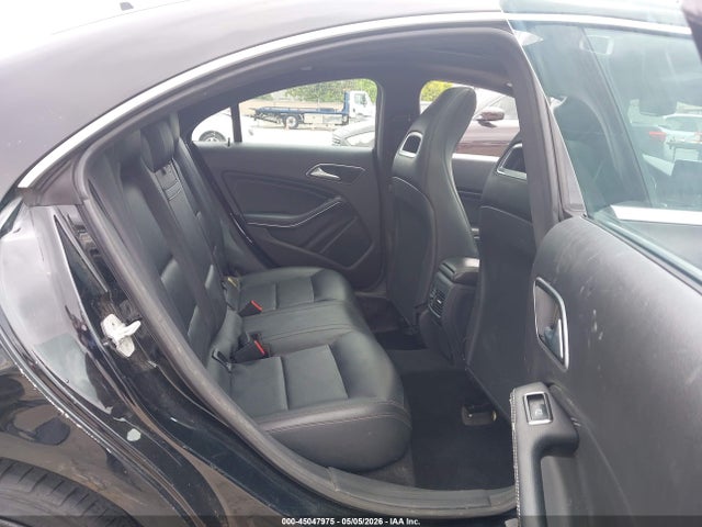 Mercedes-Benz CLA 250 2015 WDDSJ4EB4FN271670 Image 8