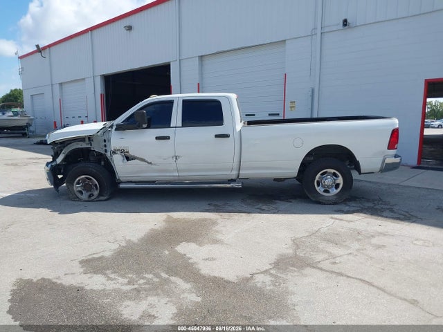 Продажа на аукционе авто 2016 Ram 2500 Tradesman, vin: 3C6UR5HJ5GG281579, номер лота: 45047986