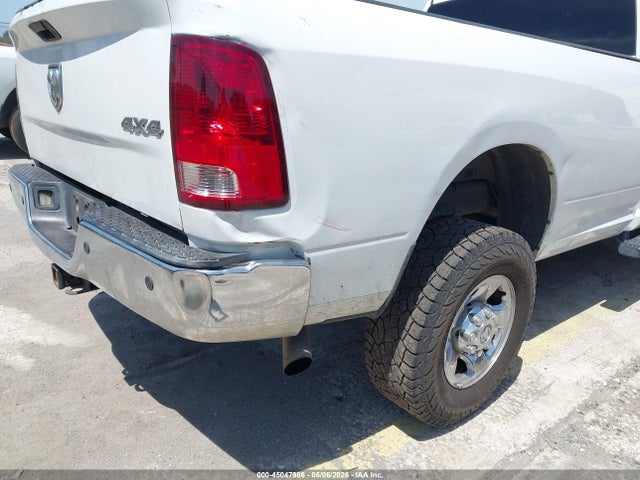 Продажа на аукционе авто 2016 Ram 2500 Tradesman, vin: 3C6UR5HJ5GG281579, номер лота: 45047986