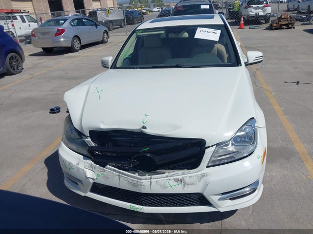 Aukcja sprzedaży 2012 Mercedes-benz C 250 Luxury/sport, vin: WDDGF4HB7CA665850, numer aukcji: 45048006