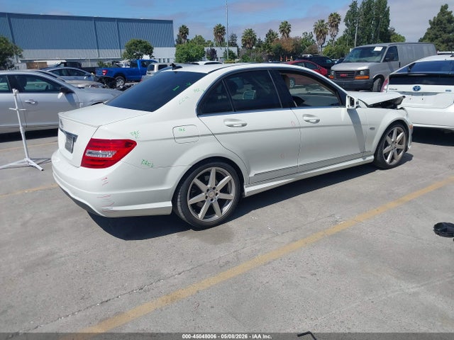 Aukcja sprzedaży 2012 Mercedes-benz C 250 Luxury/sport, vin: WDDGF4HB7CA665850, numer aukcji: 45048006
