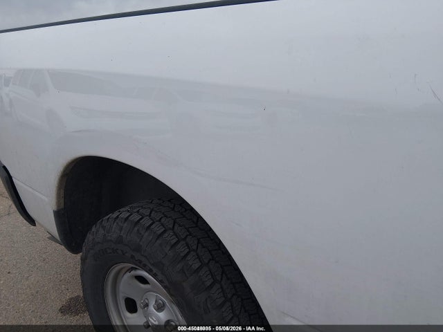 3C6JR6DG3KG504004 RAM 1500 Classic Tradesman 4x2 8&#039; Box