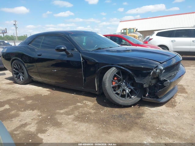 45048038 :رقم المزاد ، 2C3CDYBT6EH100425 vin ، 2014 Dodge Challenger R/t Plus مزاد بيع