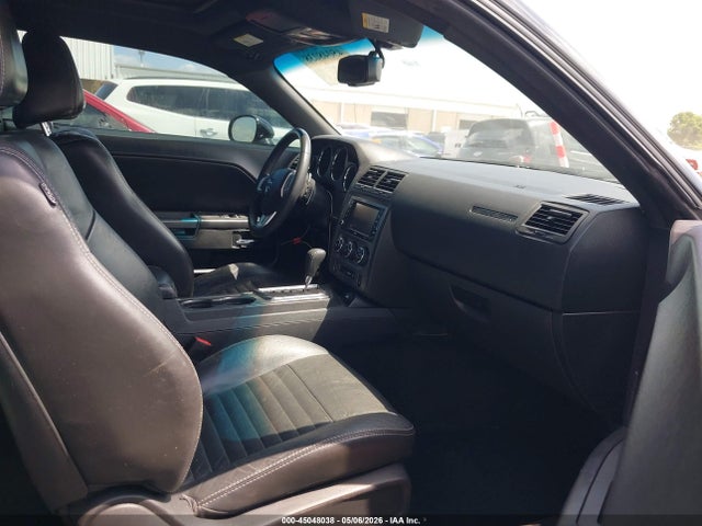 45048038 :رقم المزاد ، 2C3CDYBT6EH100425 vin ، 2014 Dodge Challenger R/t Plus مزاد بيع
