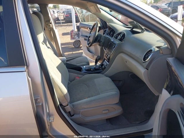 45048110 :رقم المزاد ، 5GAKRAKD8FJ240356 vin ، 2015 Buick Enclave Convenience مزاد بيع