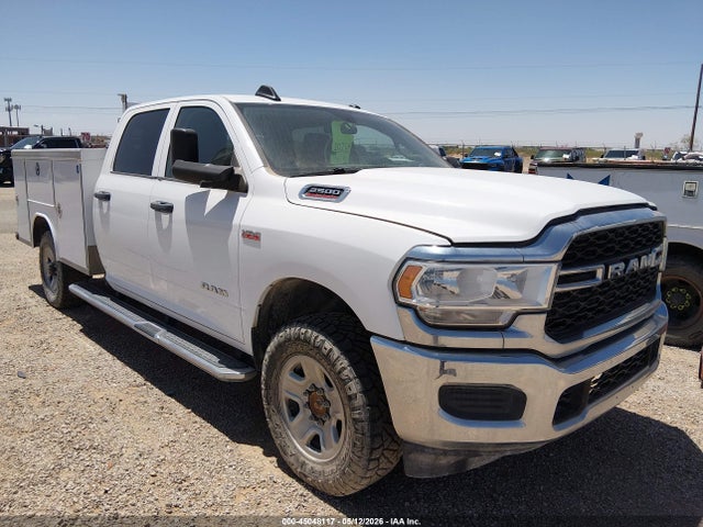 45048117 :رقم المزاد ، 3C6UR5HJ7LG101139 vin ، 2020 Ram 2500 Tradesman  4x4 8' Box مزاد بيع