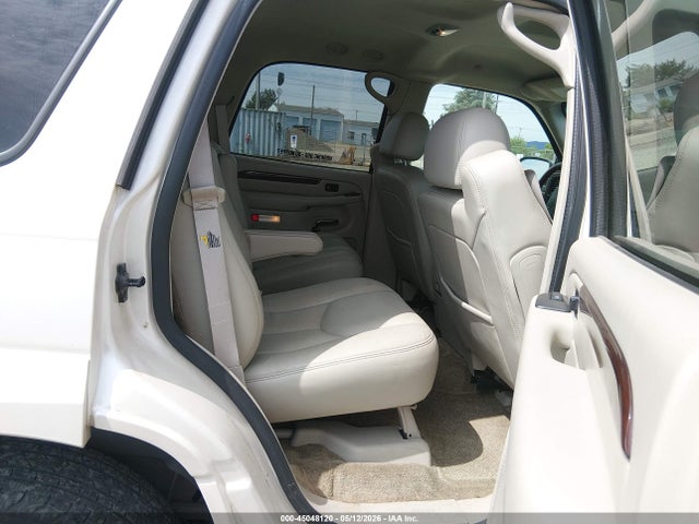2003 Cadillac Escalade Standard მანქანა იყიდება აუქციონზე, vin: 1GYEK63N63R203091, აუქციონის ნომერი: 45048120