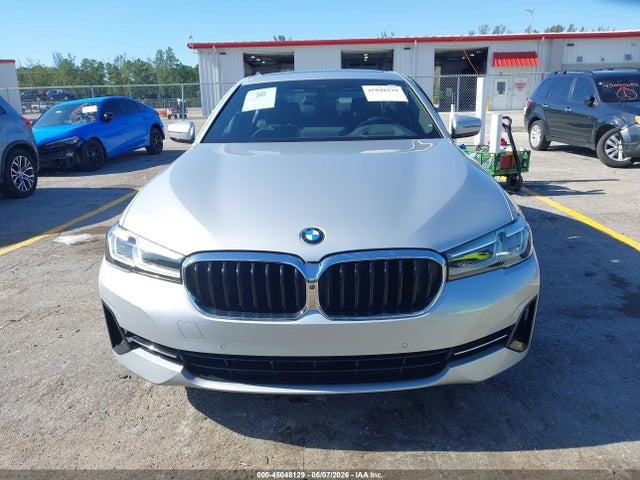 2021 Bmw 530i მანქანა იყიდება აუქციონზე, vin: WBA53BH06MCF58310, აუქციონის ნომერი: 45048129