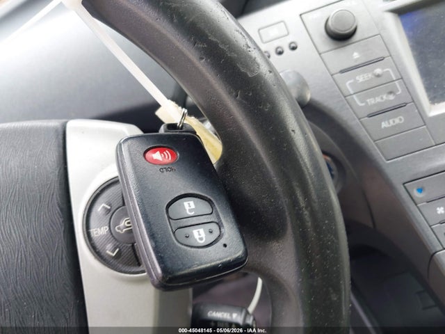 45048145 :رقم المزاد ، JTDKN3DU3F0423253 vin ، 2015 Toyota Prius Two مزاد بيع