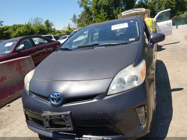 45048145 :رقم المزاد ، JTDKN3DU3F0423253 vin ، 2015 Toyota Prius Two مزاد بيع