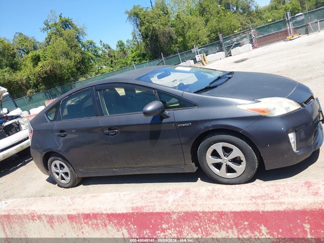 45048145 :رقم المزاد ، JTDKN3DU3F0423253 vin ، 2015 Toyota Prius Two مزاد بيع