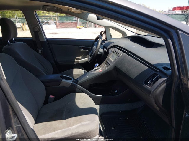45048145 :رقم المزاد ، JTDKN3DU3F0423253 vin ، 2015 Toyota Prius Two مزاد بيع