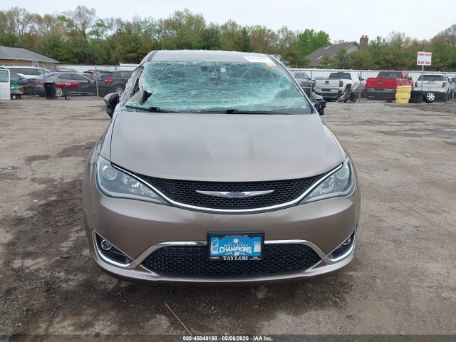 Продаж на аукціоні авто 2017 Chrysler Pacifica Touring Plus, vin: 2C4RC1BG9HR844540, номер лоту: 45048168