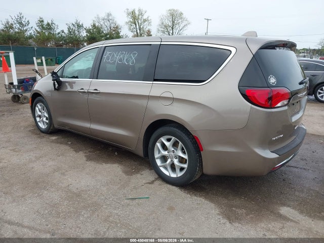 Продаж на аукціоні авто 2017 Chrysler Pacifica Touring Plus, vin: 2C4RC1BG9HR844540, номер лоту: 45048168