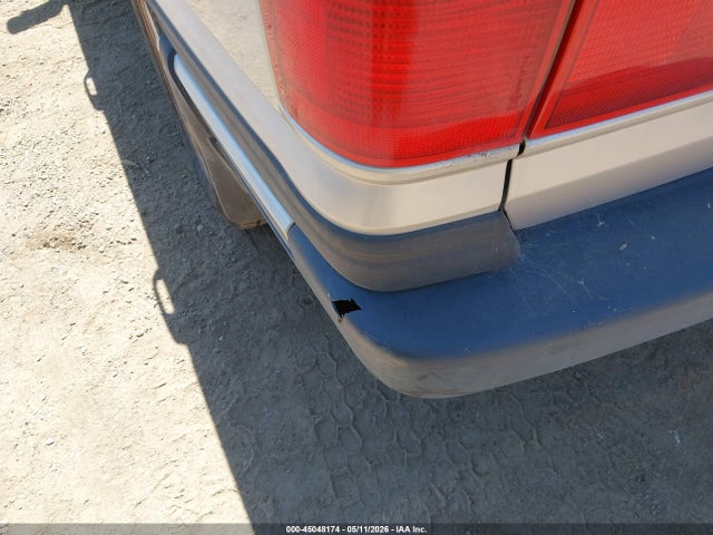 Aukcja sprzedaży 2000 Land Rover Range Rover 4.6 Hse, vin: SALPV1642YA441496, numer aukcji: 45048174