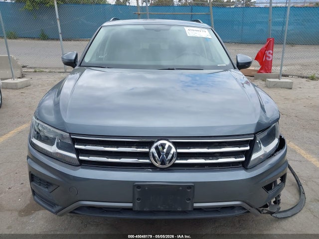 Продаж на аукціоні авто 2019 Volkswagen Tiguan 2.0t Se/2.0t Sel/2.0t Sel R-line/2.0t Sel R-line Black, vin: 3VV3B7AX2KM040576, номер лоту: 45048179