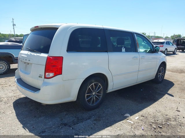 Auction sale of the 2017 Dodge Grand Caravan Sxt, vin: 2C4RDGCG2HR724285, lot number: 45048185