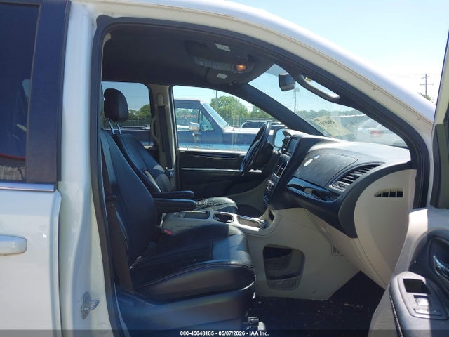 Auction sale of the 2017 Dodge Grand Caravan Sxt, vin: 2C4RDGCG2HR724285, lot number: 45048185