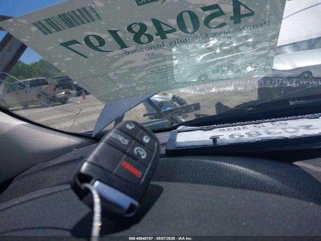 Продажа на аукционе авто 2018 Chrysler 300 Limited Awd, vin: 2C3CCAKG4JH267955, номер лота: 45048197